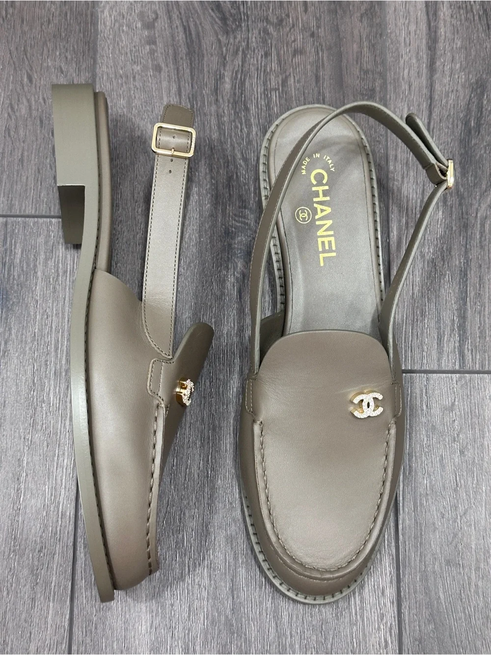 2026 CHANEL KHAKI OLIVE GREEN LEATHER LOAFER SLINGBACK SHOES GOLD STRASS CC 40.5